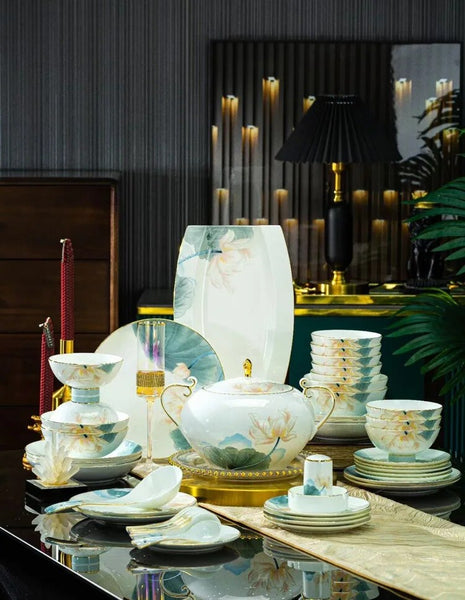 AOOKMIYA Jingdezhen porcelain bowls and chopsticks, high-grade European luxury bone china tableware set, bowl and plate combination