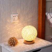 LED Table Lamp Wood Table Ball Light with USB Charged Rattan Ball Lamp Modern Bedside Night Lamp for Room Decoration