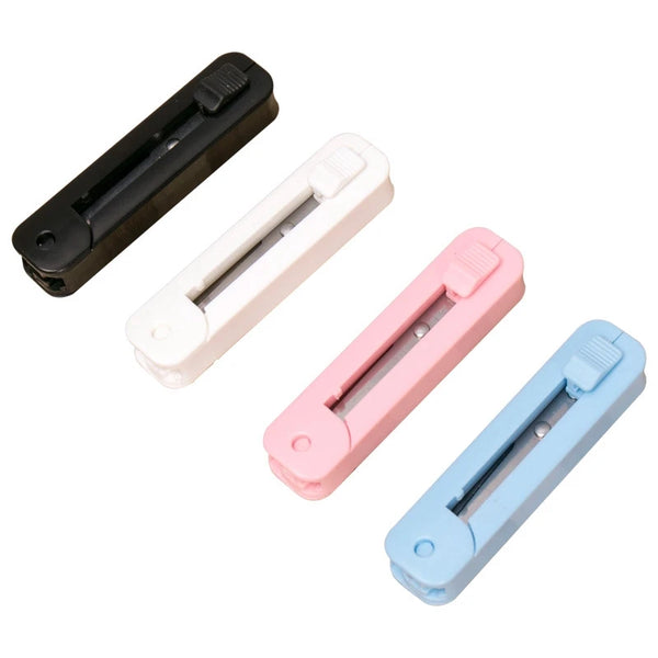 Deli 1PC Scissors 4 Colors Random Color Multifunctional Stainless Steel Portable Scalable Mini Office School Stationery 6072