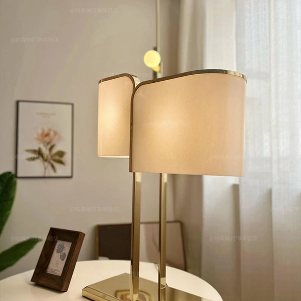 Living Room Sofa Table Lamp Italian Light Luxury and Simplicity Bedroom Study High-End Table Lamp