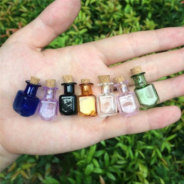 AOOKMIYA 9pcs Mini Glass Color Bottles with Cork Stopper Wishing Bottles Gift Pendants DIY Home Decor Crafts Microlandscape Miniature