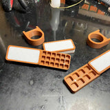 AOOKMIYA Portable Mini Watercolor Palette 8/18 Grid Ring Pigment Box Student Artist Travel Sketch Nail Painting Art Supplies