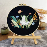 AOOKMIYA Cute Dancing Frog Flower Embroidery Kit Cross Stitch Kit with Instructions Needles Thread Kit for Craft Gift Home Decor