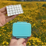 AOOKMIYA Empty Palette 24 Grids 0.5ML Watercolor Packed Paint Box Mini Moisturizing Sealed Box Student Travel Portable Art Supplies