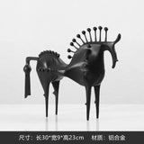 Decor Figurines Abstraction Horseradish Horse Figurine Metal Handicraft  Miniatures Artificial Animal Sculpture Home Decoration