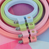 AOOKMIYA 1PC Embroidery Hoops 7-25cm Round Cross Stitch Rack Plastic Embroidery Hoop Frame Rings for DIY Cross Stitch Sewing Craft Tools