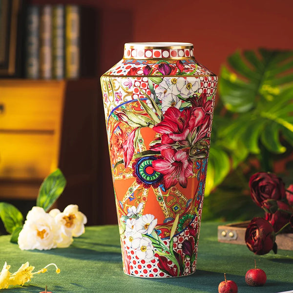 Ceramic vase, home decoration piece, living room flower arrangement, retro Holly vase, home decoration piece