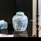 Classical Blue and White Porcelain Vase Flower and Bird Patterns Storage Jar Table Decoration Flower Arrangement Plant Pots