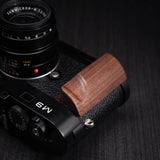 YUWOOD Wooden Grip for Leica M9/M8/M8.2 & Me220 | Ergonomic Professional Camera Handle | Premium Crafted Photography Accessory