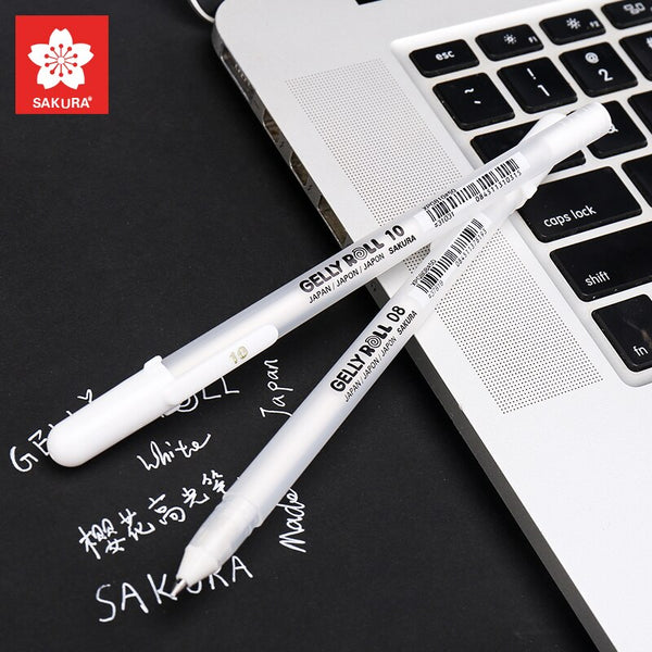 https://www.aookmiya.com/cdn/shop/products/3pcs-Sakura-Gelly-Roll-White-Pens-highlighters-Art-Marker-Fine-Medium-Bold-05-08-10-Pen_866e33c9-954a-41e3-9387-39a5359314f1_grande.jpg?v=1615465392