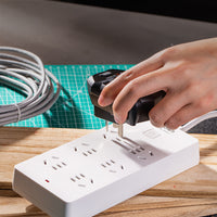 Deli DL333011 Digital Display Socket Detector Leakage Detection Line Detection Whether The Line Is Tested Correctly